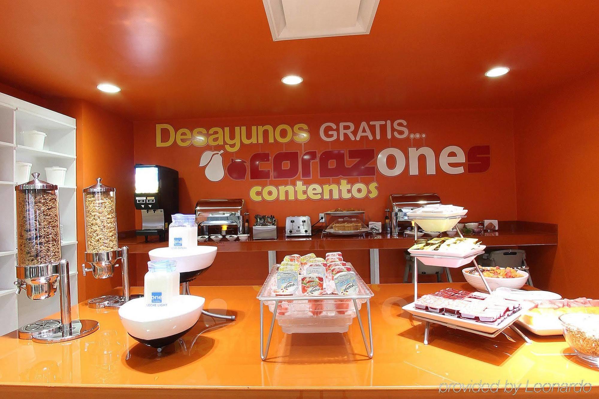 One La Paz Hotel Étterem fotó