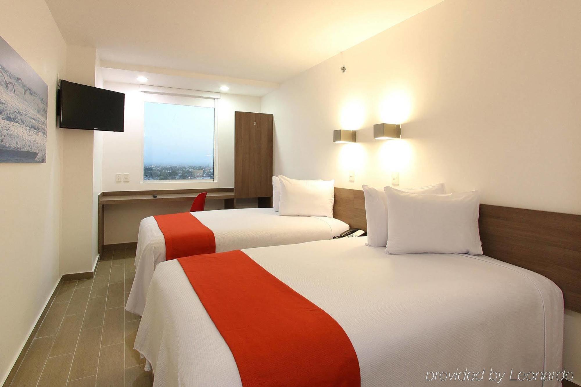 One La Paz Hotel Szoba fotó
